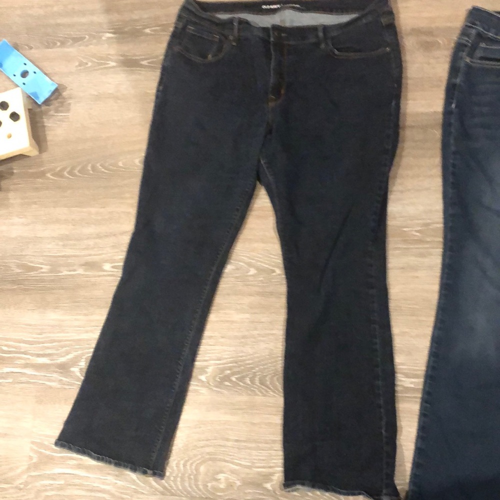Old Navy Dark Wash Original Mid Rise Jean 16 Short - Picture 3 of 4